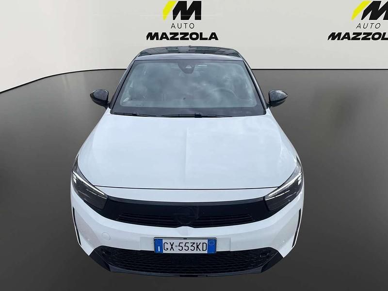 Usata Opel Corsa 101 CV (74 kW) 2025 Arktis white Berlina