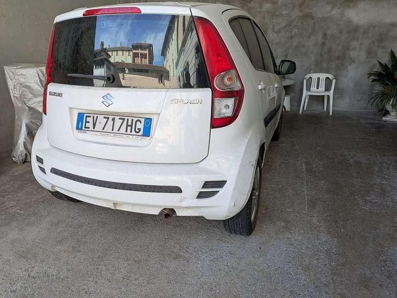 Second-hand Suzuki Splash GLS 94 CP (69 kW) 2014 Alb Hatchback