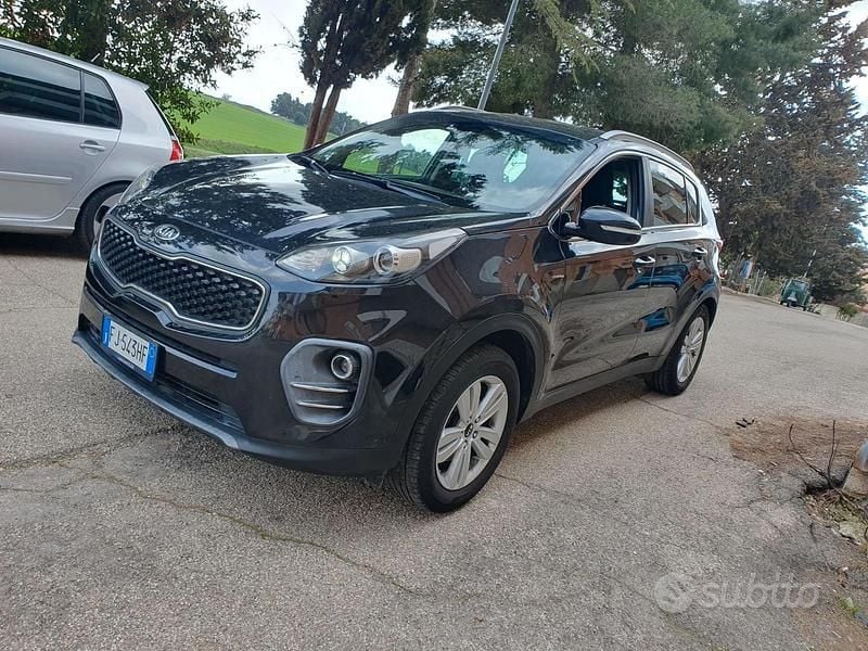 Usata Kia Sportage 115 CV (84 kW) 2017 Nero SUV