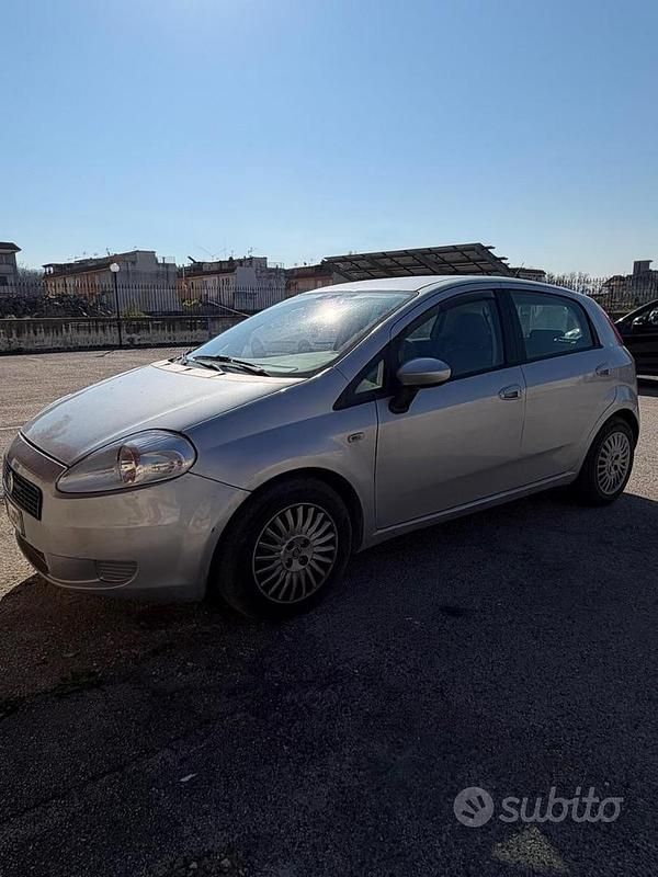 Usata Fiat Grande Punto 2007 Grigio Utilitaria