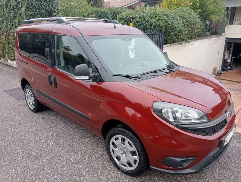 Usata 2019 Fiat Doblò Easy Monovolume | 20.900 € - Immagine 1/4