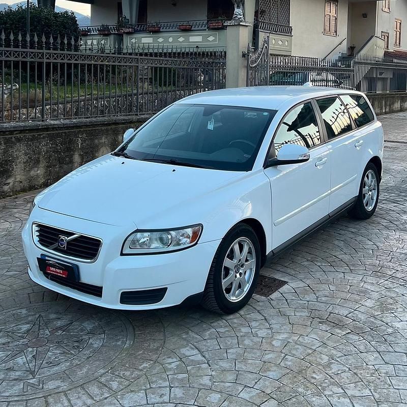 Usata Volvo V50 109 CV (80 kW) 2010 Station wagon