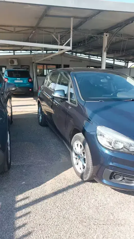 Usata BMW 218 Advantage 150 CV (110 kW) 2018 Bluazzurro Station wagon