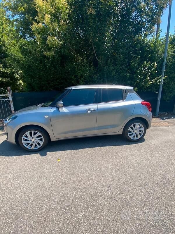 Occasion Suzuki Swift 83 PK (61 kW) 2021 Grijs Hatchback