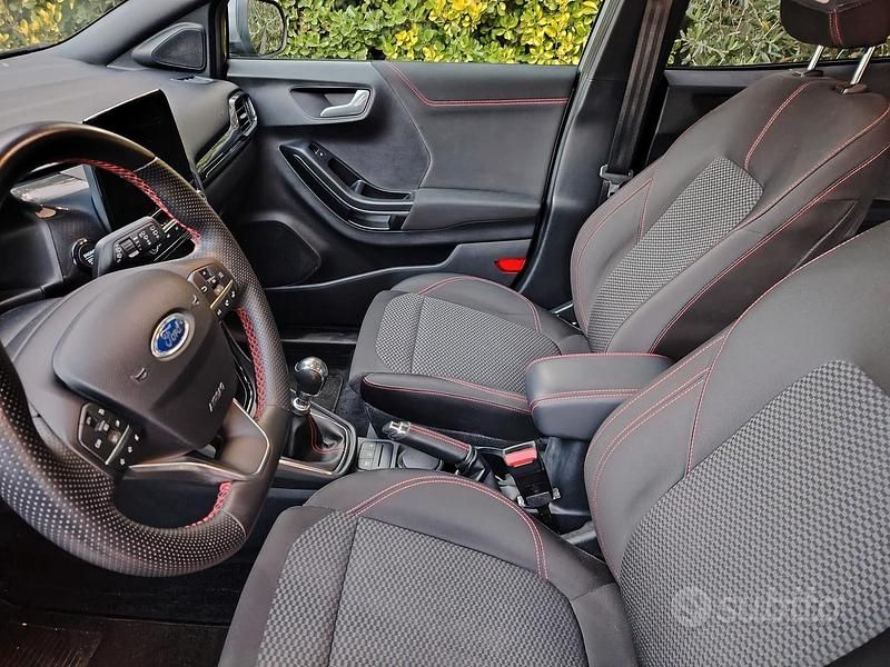 Usata Ford Puma 2020 Grigio SUV