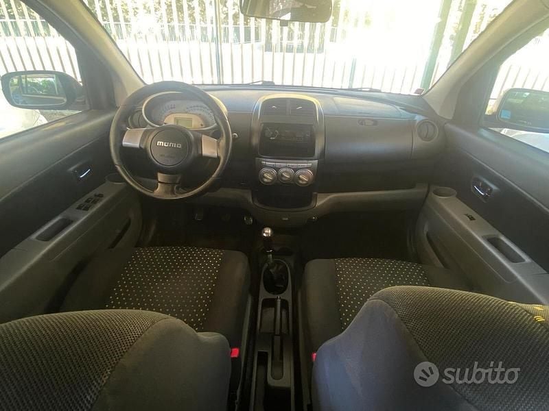 Usata Daihatsu Sirion HIRO 69 CV (50 kW) 2009 Grigio Utilitaria