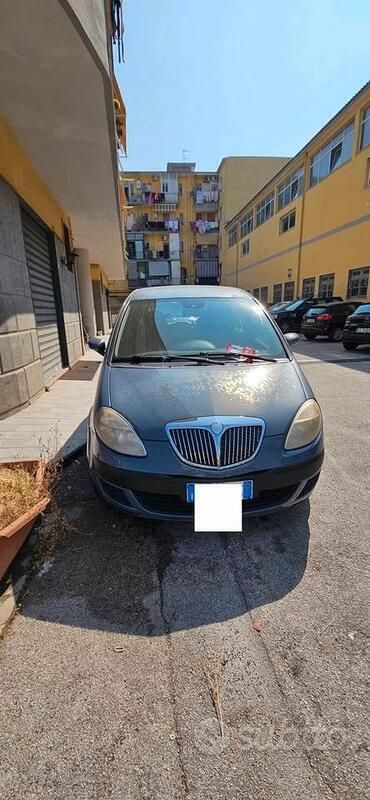 Usata Lancia Musa 90 CV (66 kW) 2006 Monovolume