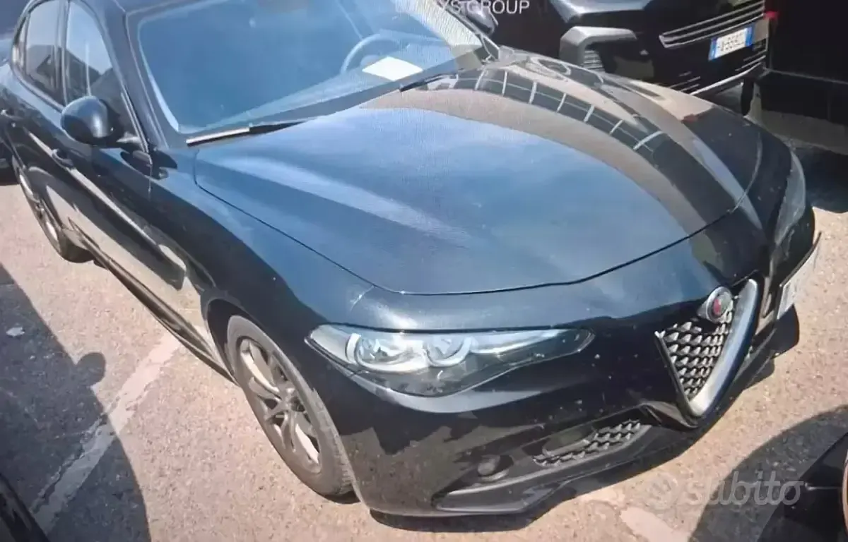 Usata Alfa Romeo Giulia Super 180 CV (132 kW) 2018 Nero Berlina