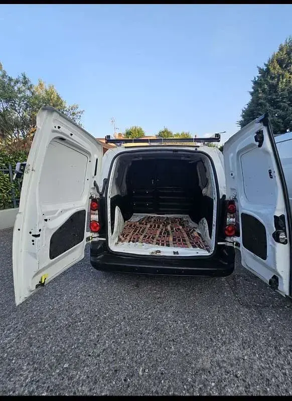 Usata Peugeot TePee 101 CV (74 kW) 2017 Bianco Furgone
