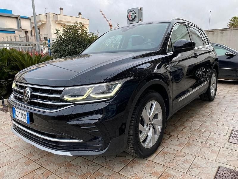 Usata VW Tiguan 150 CV (110 kW) 2020 Nero SUV