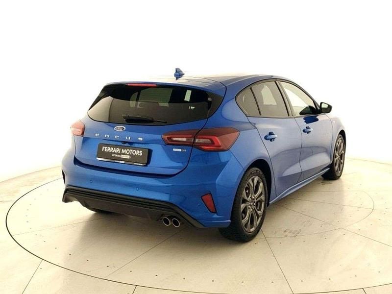 Usata Ford Focus ST-Line X 125 CV (91 kW) 2022 Blu metallizzato Berlina