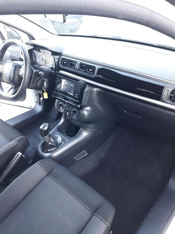 Begagnad Citroën C3 Feel 102 HK (75 kW) 2020 Vit Sedan