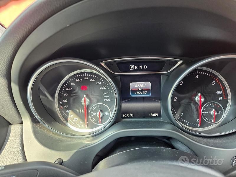 Usata Mercedes GLA220 2019 Grigio SUV