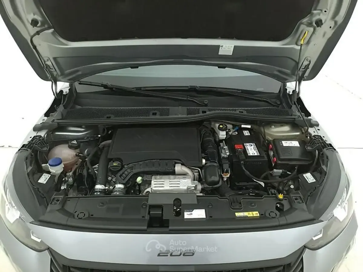 Occasion Peugeot 208 101 ch (74 kW) 2025 Gris Citadine