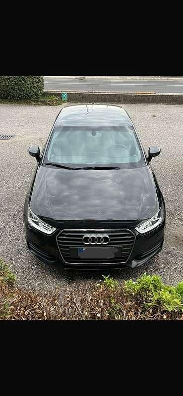 Usata 2015 Audi A1 Sportback S-Line Due volumi | 12.500 € (Cara) - Immagine 1/4