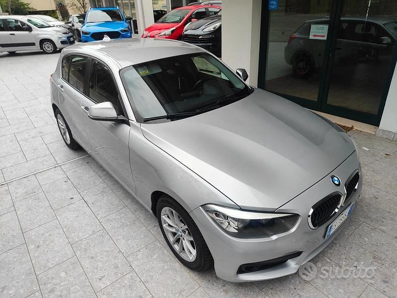 Usata BMW 114 Sport Line 95 CV (69 kW) 2018 Gray Utilitaria