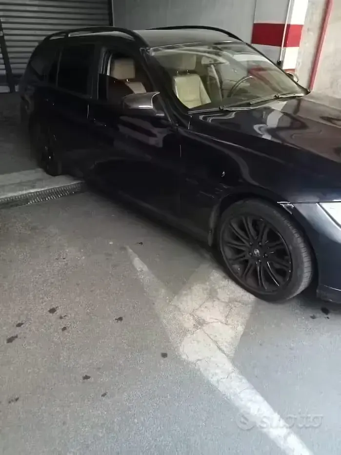 Usata BMW 320 177 CV (130 kW) 2009 Bluazzurro Station wagon