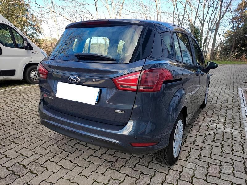 Usata Ford B-MAX Titanium 95 CV (69 kW) 2013 Grigio Monovolume