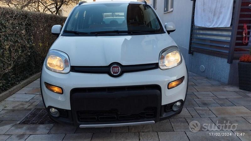 Usato 2015 Fiat Panda 4x4 1.2 Diesel 75 CV (12.900 €)