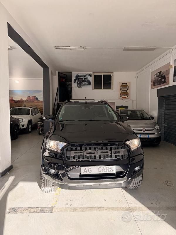 Usata Ford Ranger Limited 199 CV (146 kW) 2018 Nero Pick-up