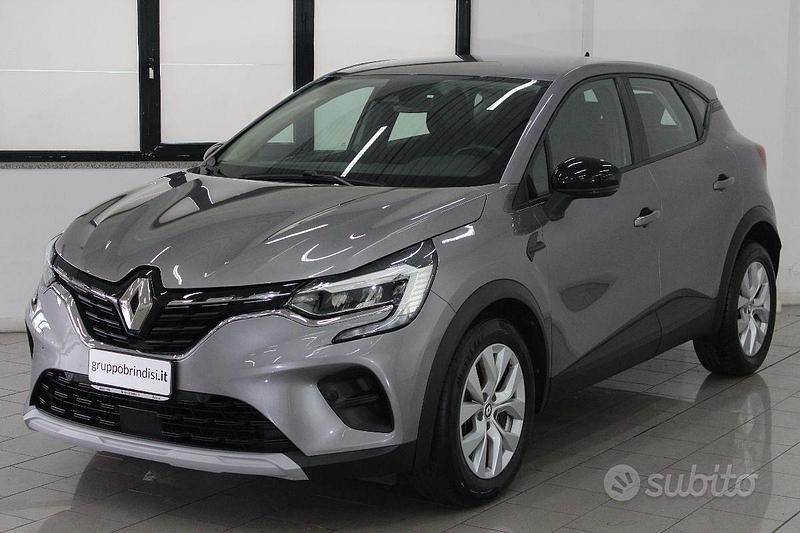 Usata Renault Captur Business 91 CV (66 kW) 2022 Grigio SUV