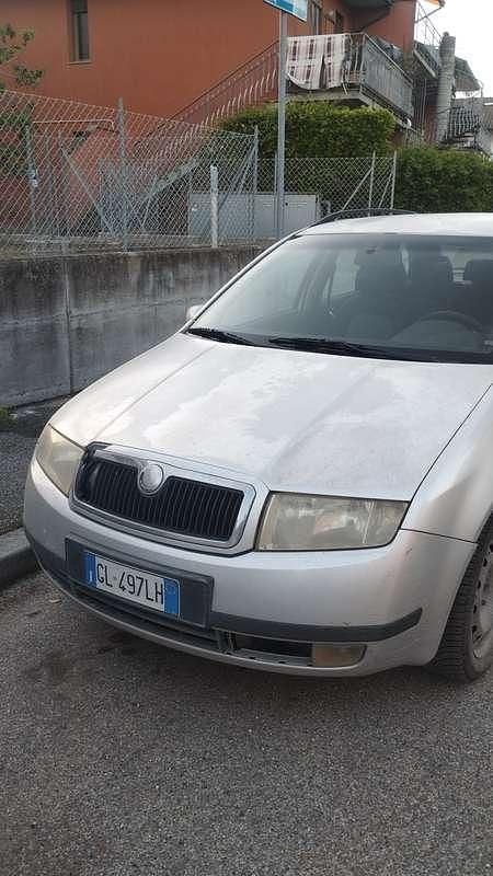Usata Skoda Fabia 75 CV (55 kW) 2004 Grigio Station wagon