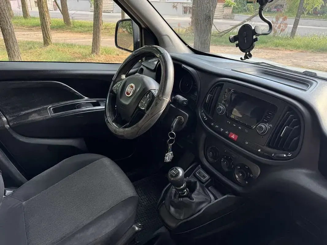 Usata Fiat Doblò 120 CV (88 kW) 2017 Bianco Monovolume