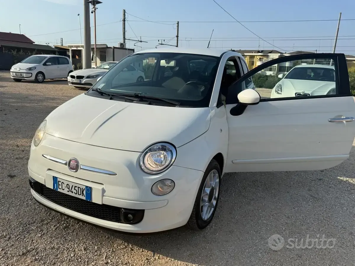 Usata Fiat 500 Lounge 95 CV (69 kW) 2011 Bianco Berlina