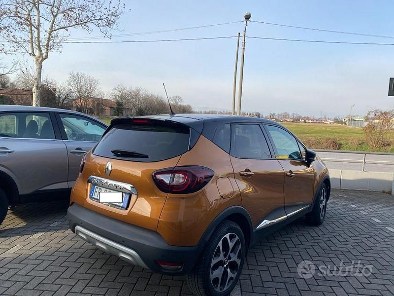 Usata Renault Captur 90 CV (66 kW) 2018 Marrone SUV