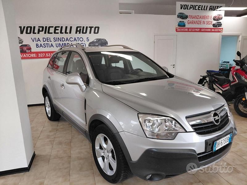 Usata Opel Antara 150 CV (110 kW) 2007 Grigio SUV