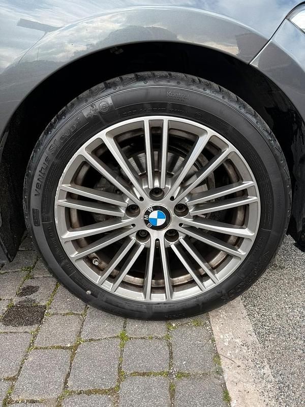 Usata BMW 116 Efficient Dynamics 116 CV (85 kW) 2017 Grigio Utilitaria
