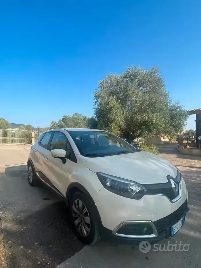 Usata Renault Captur 90 CV (66 kW) 2013 Bianco SUV