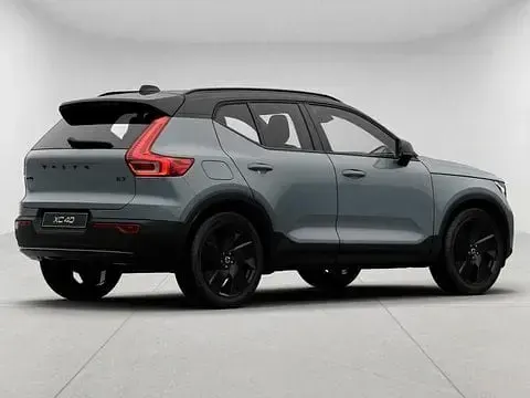 Nuova Volvo XC40 Ultra 163 CV (119 kW) 2026 SUV