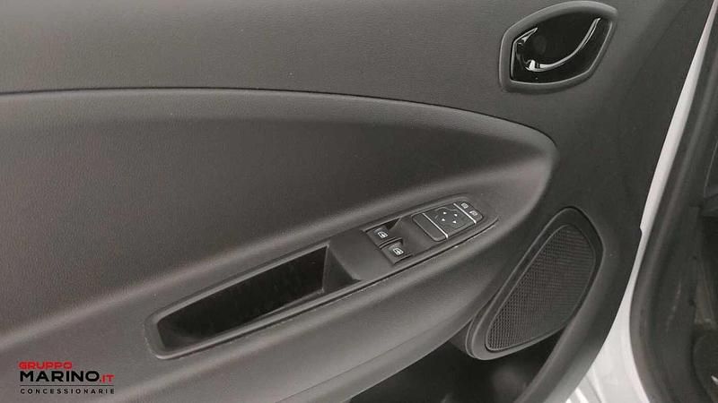 Usata Renault Zoe Life 50 kW (69 CV) 2022 Bianco Utilitaria