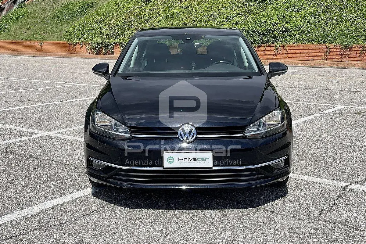 Usata VW Golf VII Executive 116 CV (85 kW) 2019 Nero Utilitaria