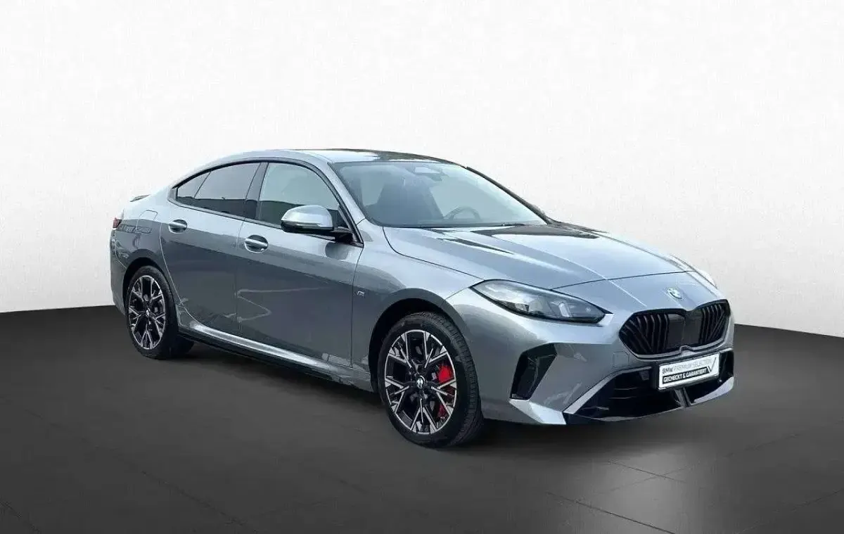 Usata BMW 220 M Sport 150 CV (110 kW) 2025 Grigio skyscraper Coupé