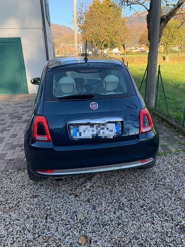 Usata Fiat 500 Lounge 69 CV (50 kW) 2018 Blu/azzurro Utilitaria