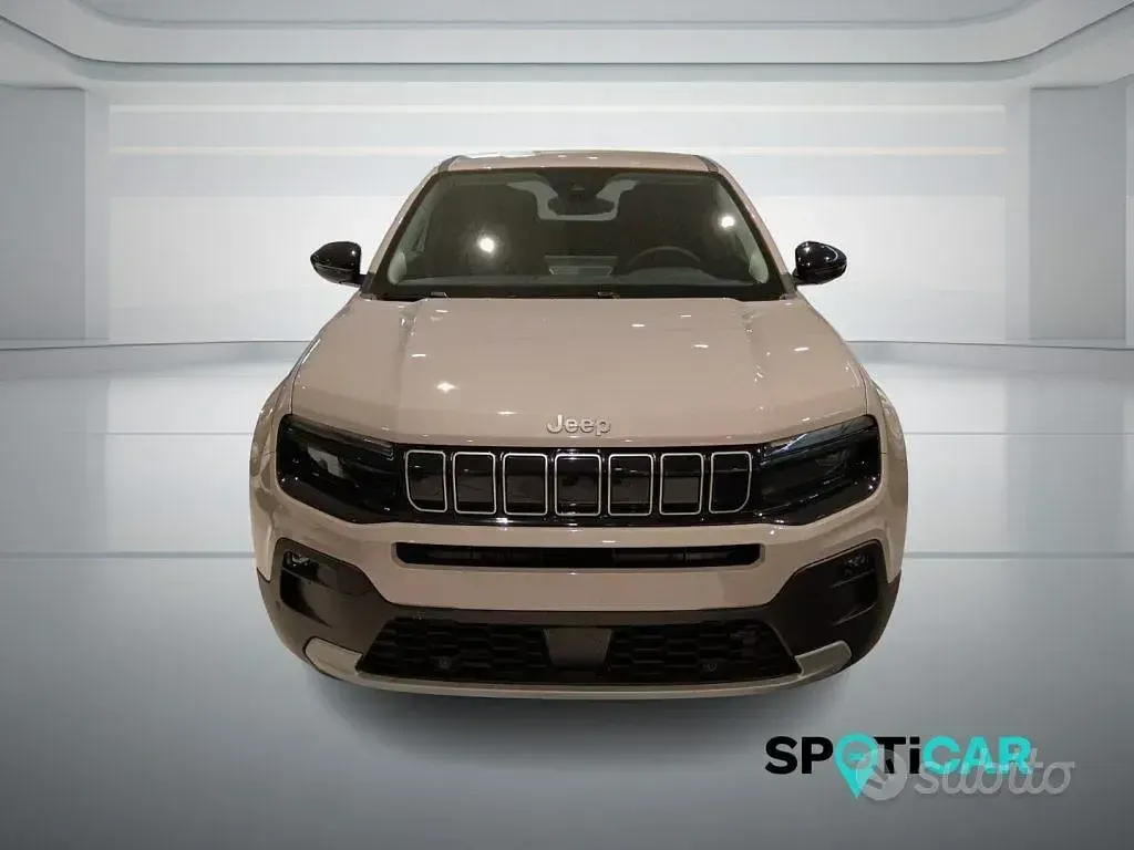 Nuova Jeep Avenger Summit 101 CV (74 kW) 2026 Grigio SUV