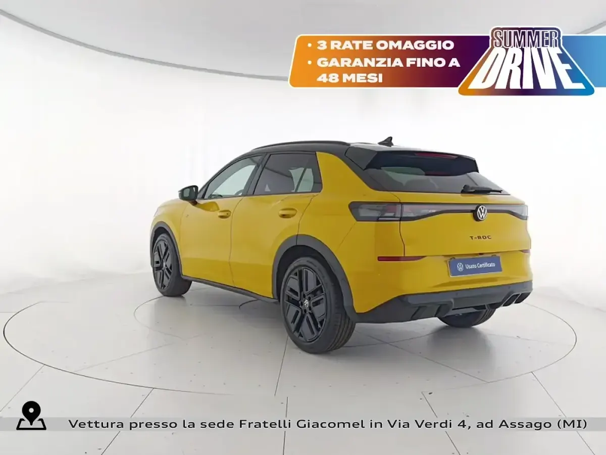 Nuova VW T-Roc R-line 150 CV (110 kW) 2026 Canary yellow nero SUV
