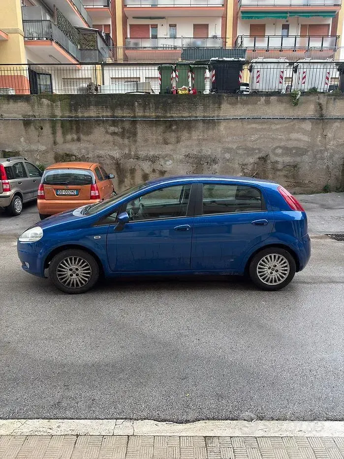 Usata Fiat Grande Punto 90 CV (66 kW) 2006 Blu Utilitaria