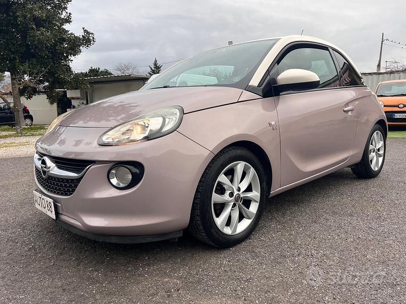 Usata Opel Adam Glam 70 CV (51 kW) 2015 Viola Utilitaria