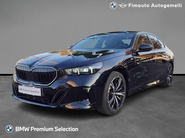 Nero / metallizzato Usata 2025 BMW 520 M Sport Berlina | 55.900 € (Super prezzo) - Immagine 1/3