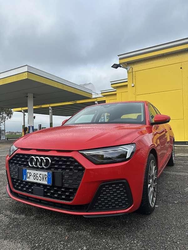 Usata 2019 Audi A1 Sportback Admired Due volumi | 16.800 € (Buon prezzo) - Immagine 1/4