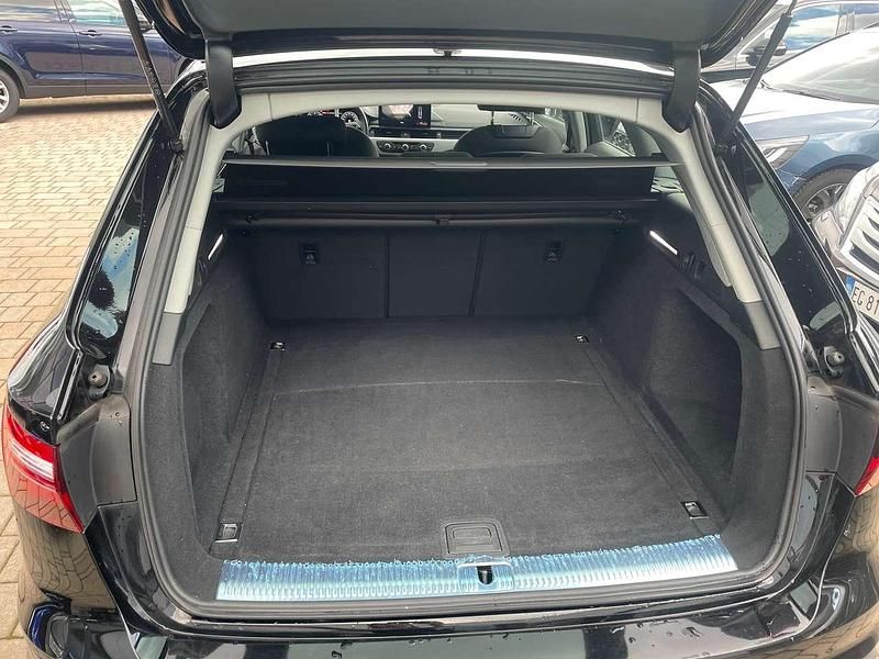 Usata Audi A4 Ambiente 136 CV (100 kW) 2023 Nero Station wagon