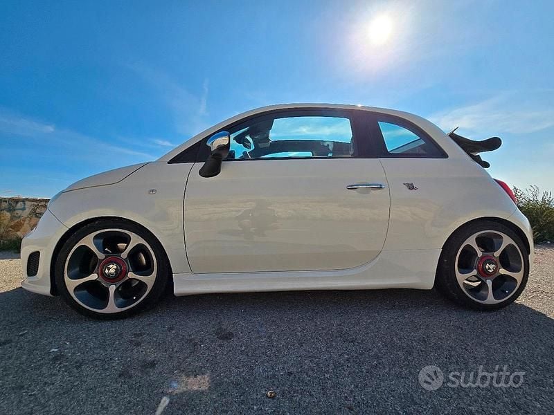 Usata Abarth 500C 135 CV (99 kW) 2010 Bianco Cabrio