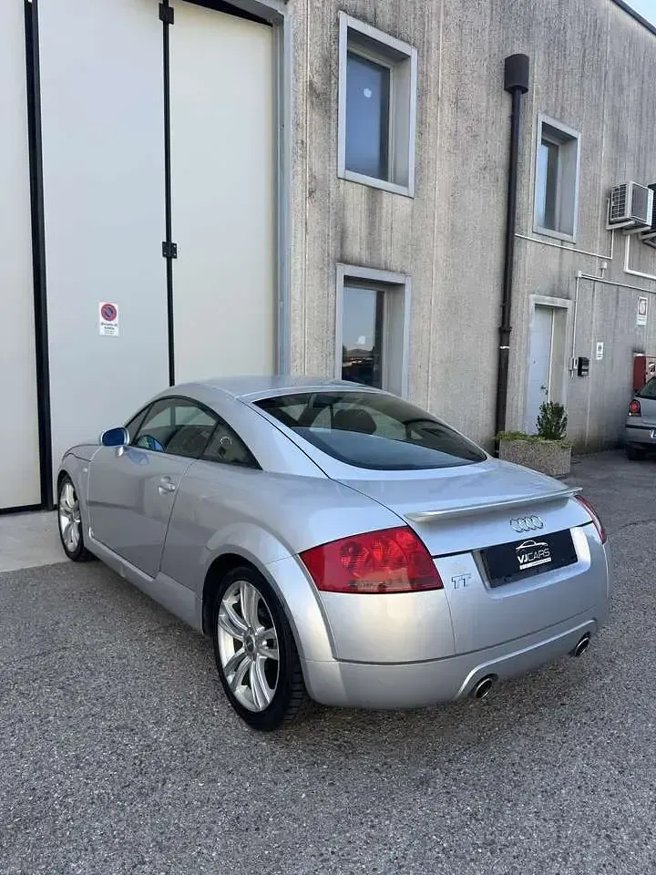 Begagnad Audi TT 224 HK (164 kW) 2001 Other Sportkupé