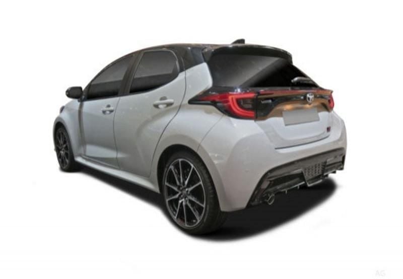 Usata Toyota Yaris Hybrid Lounge 131 CV (96 kW) 2024 Argento Utilitaria