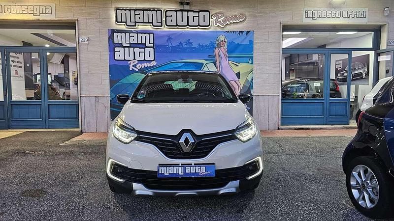 Beige Usata 2018 Renault Captur Intens SUV | 11.490 € (Buon prezzo) - Immagine 1/4