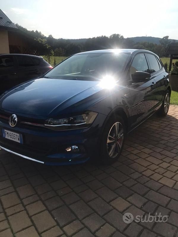 Usata VW Polo Comfortline 80 CV (58 kW) 2018 Blu Berlina