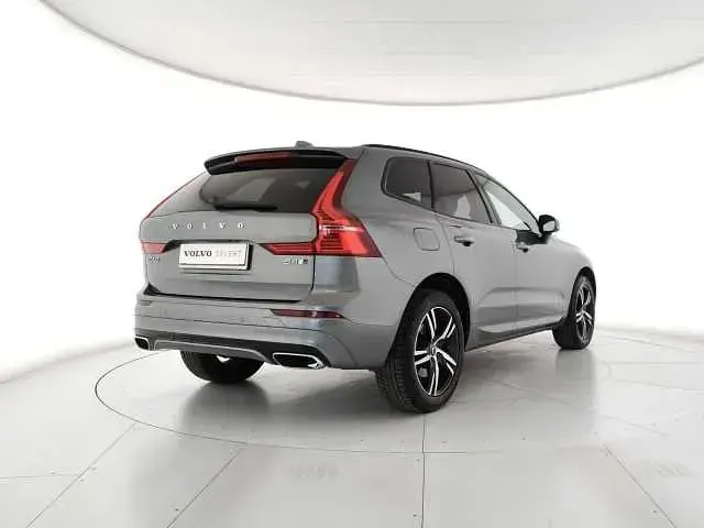 Usata Volvo XC60 145 CV (106 kW) 2020 Grigio SUV